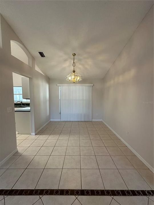 Recently Rented: $2,500 (4 beds, 2 baths, 1851 Square Feet)