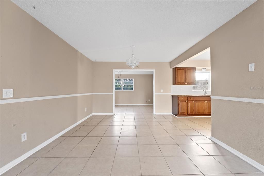 For Sale: $209,000 (3 beds, 2 baths, 1722 Square Feet)