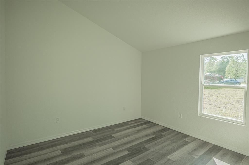 Active With Contract: $239,900 (3 beds, 2 baths, 1231 Square Feet)