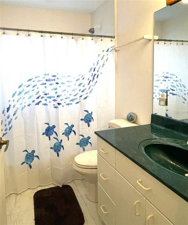 En Renta: $4,000 (3 camas, 3 baños, 2444 Pies cuadrados)