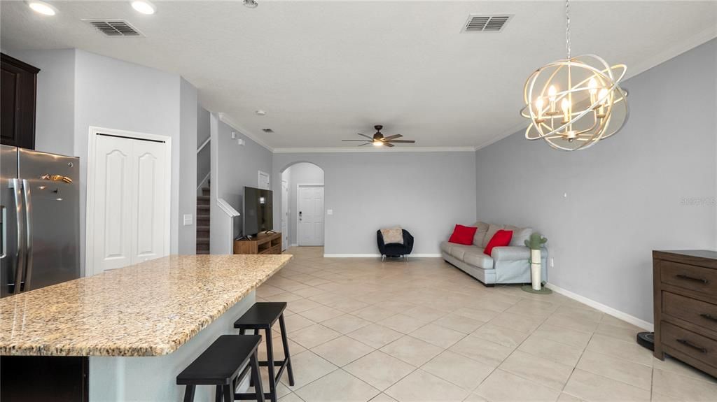 Recently Sold: $255,000 (3 beds, 2 baths, 1688 Square Feet)