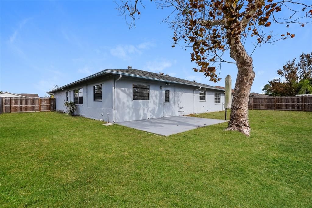 Recently Sold: $349,000 (3 beds, 2 baths, 1980 Square Feet)