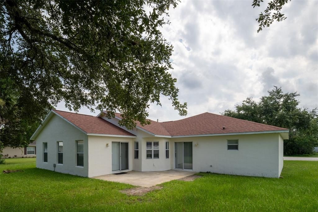 Active With Contract: $300,000 (3 beds, 2 baths, 1780 Square Feet)