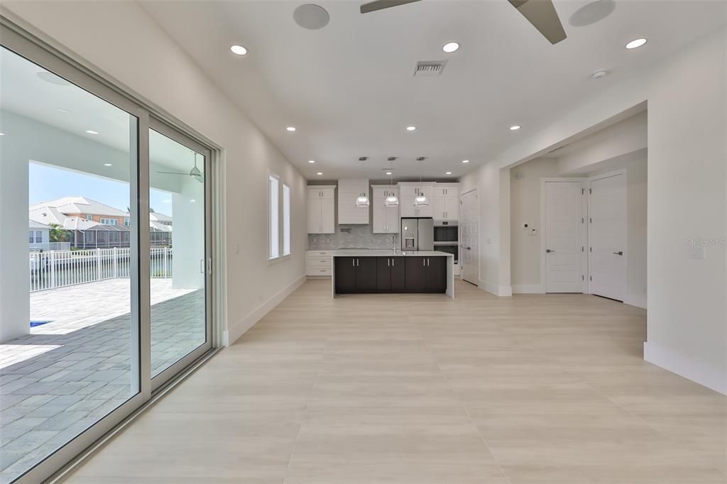 Active With Contract: $1,275,000 (4 beds, 5 baths, 2693 Square Feet)