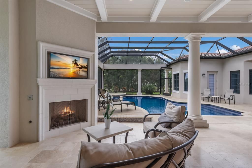 Recently Sold: $2,550,000 (3 beds, 3 baths, 4197 Square Feet)