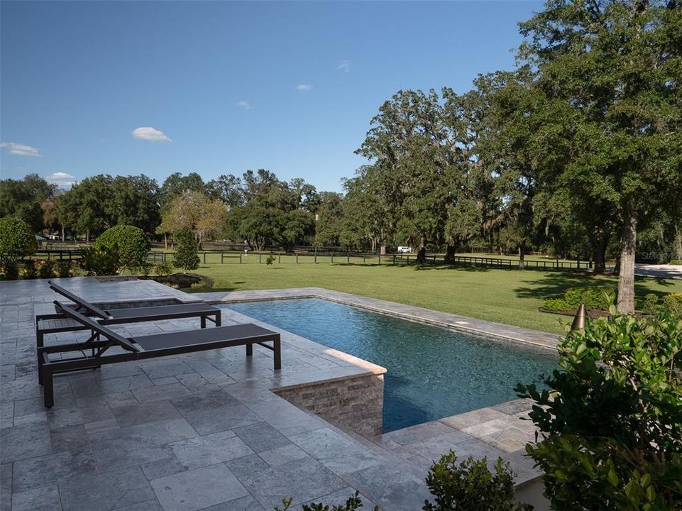 Recently Sold: $4,900,000 (3 beds, 2 baths, 3541 Square Feet)