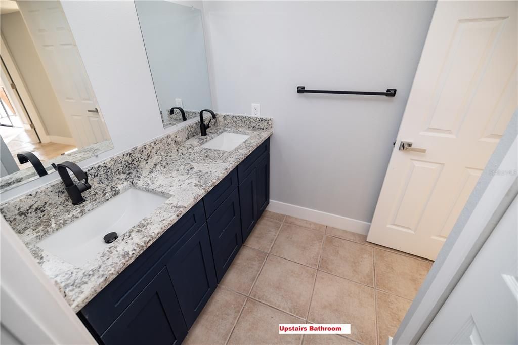 For Sale: $219,900 (2 beds, 1 baths, 1236 Square Feet)