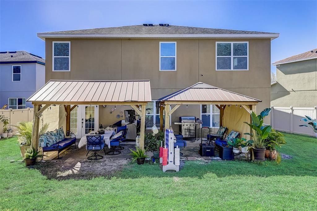 For Sale: $443,500 (4 beds, 2 baths, 2808 Square Feet)