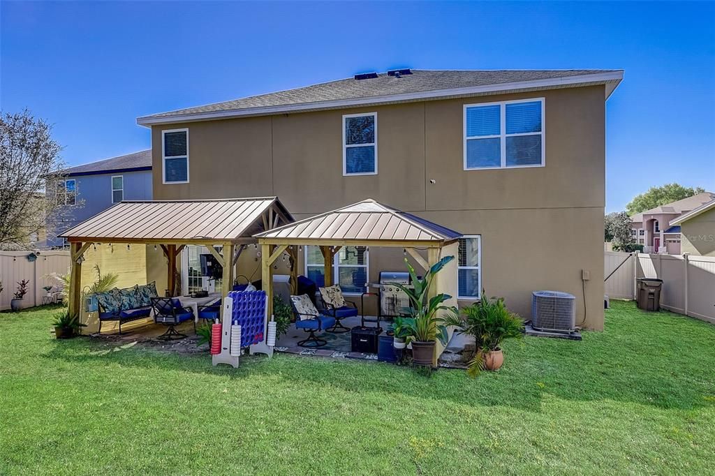 For Sale: $443,500 (4 beds, 2 baths, 2808 Square Feet)