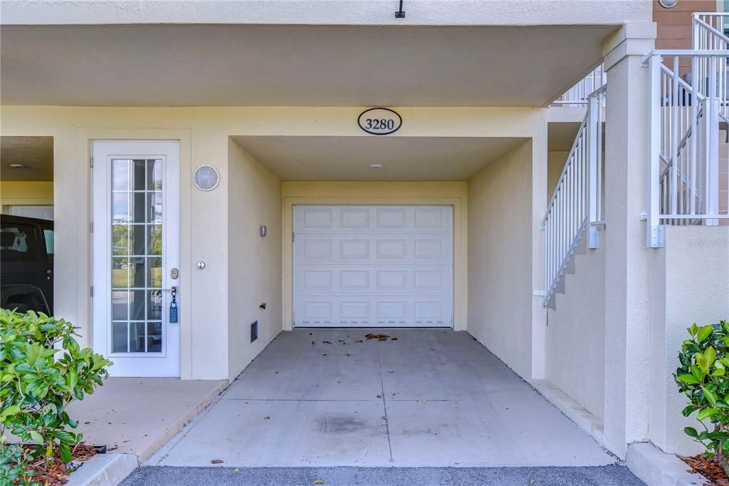 Private garage!