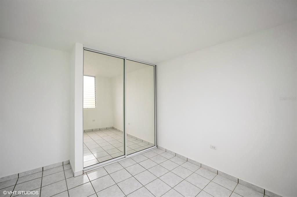 Vendido Recientemente: $135,000 (3 camas, 1 baños, 942 Pies cuadrados)