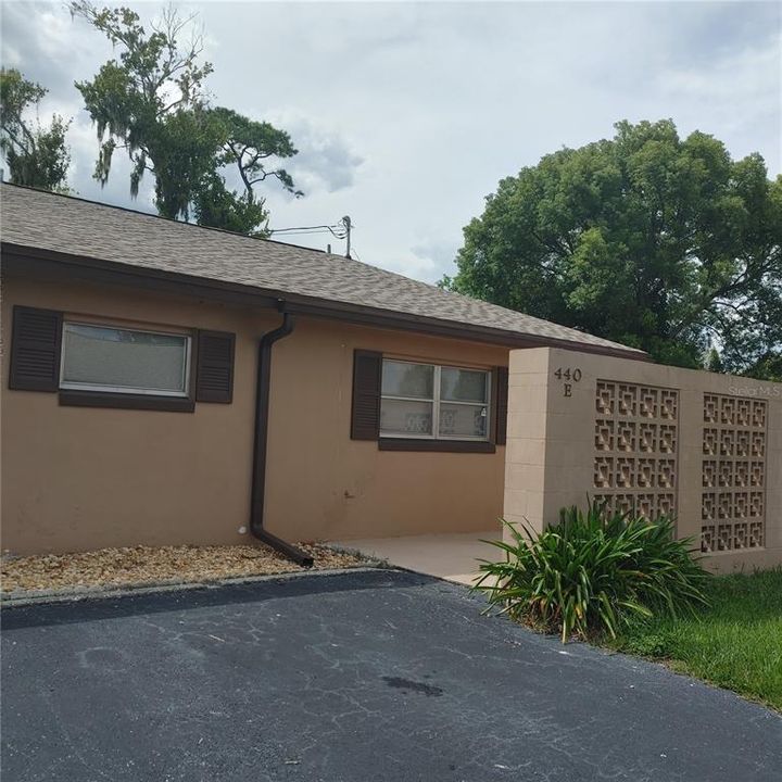Recently Sold: $156,000 (1 beds, 1 baths, 690 Square Feet)