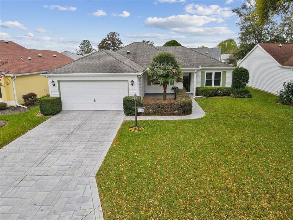 Recently Sold: $339,000 (2 beds, 2 baths, 1248 Square Feet)