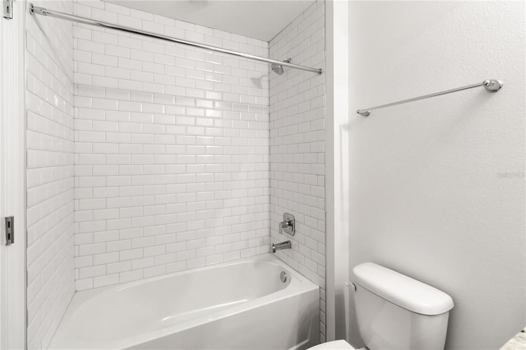 Недавно арендовано: $2,300 (4 спален, 2 ванн, 1825 Квадратных фут)