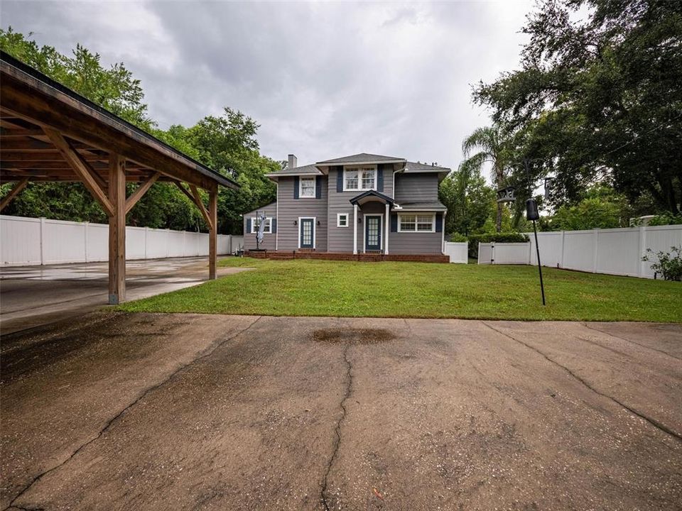 For Sale: $549,000 (3 beds, 2 baths, 1972 Square Feet)