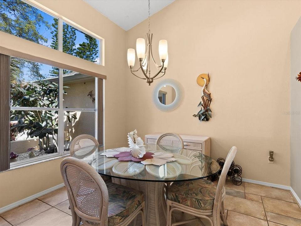 Recently Sold: $599,000 (3 beds, 2 baths, 1951 Square Feet)