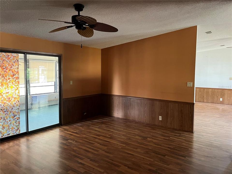 For Sale: $164,900 (3 beds, 2 baths, 1792 Square Feet)