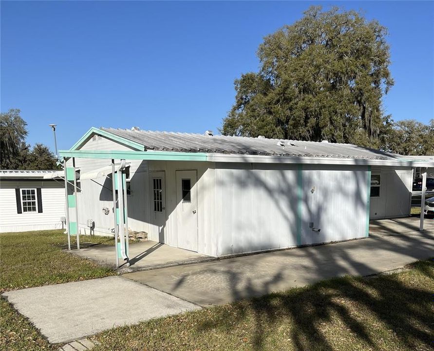 Recently Sold: $115,000 (2 beds, 1 baths, 960 Square Feet)