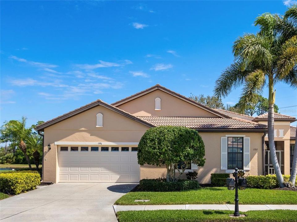 Recently Sold: $397,900 (2 beds, 2 baths, 1703 Square Feet)