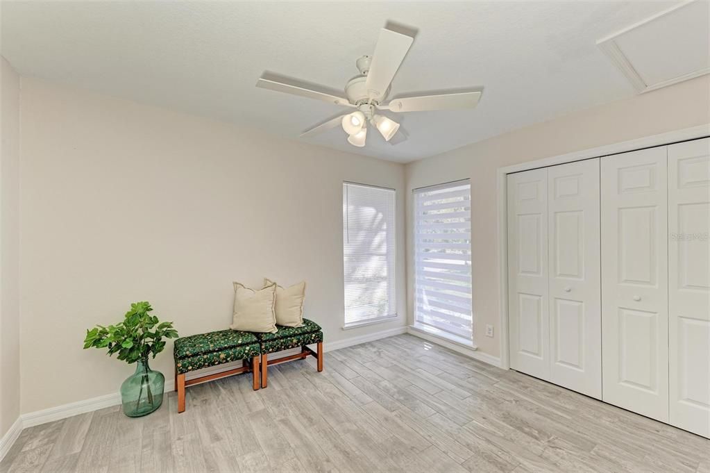 Active With Contract: $509,900 (3 beds, 2 baths, 1705 Square Feet)