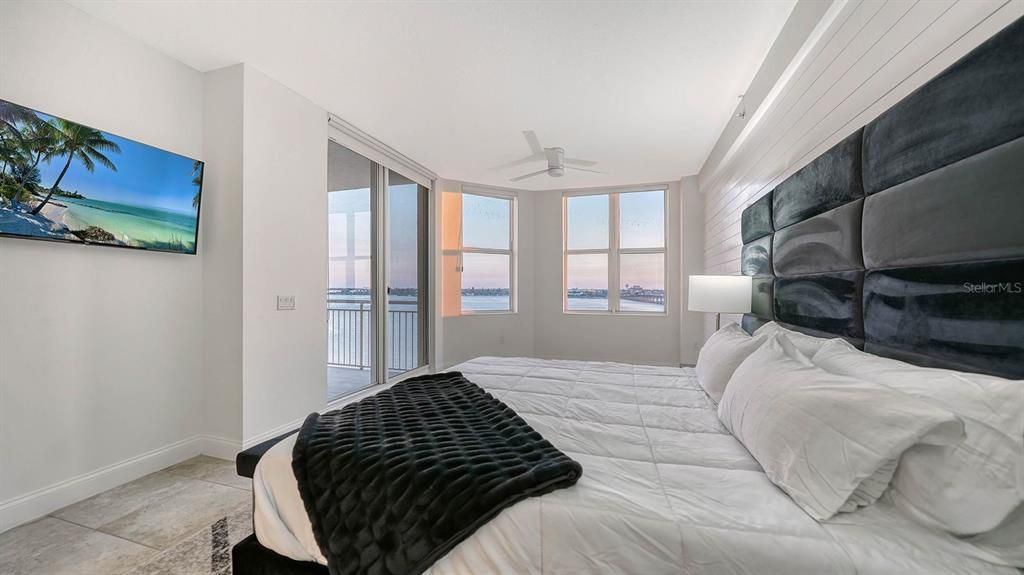 En Venta: $1,579,999 (3 camas, 4 baños, 4244 Pies cuadrados)