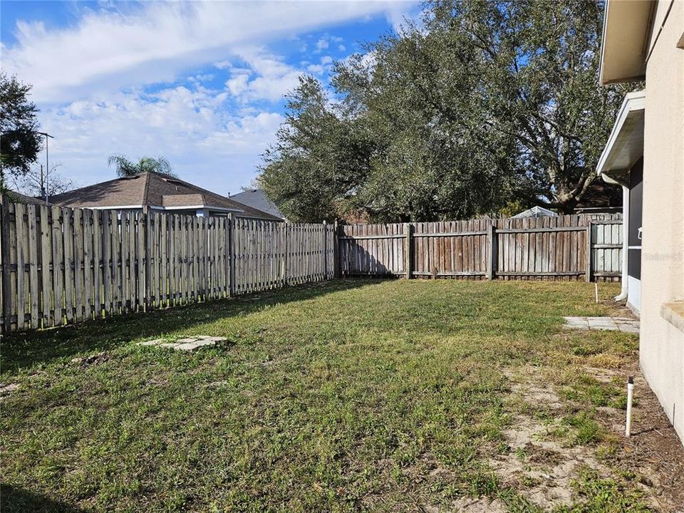 For Sale: $340,000 (3 beds, 2 baths, 1497 Square Feet)
