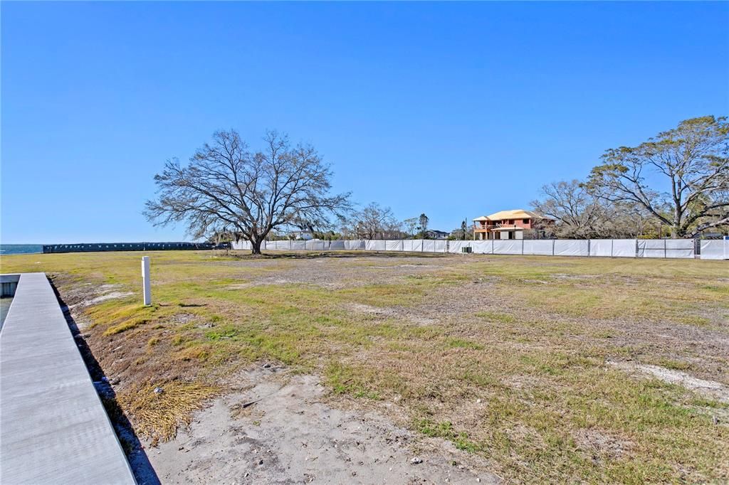 Recently Sold: $1,250,000 (0.23 acres)