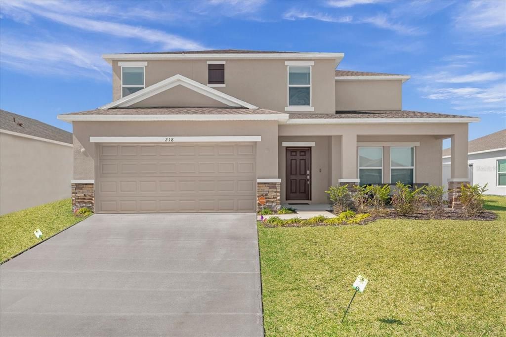 Recently Sold: $380,000 (5 beds, 3 baths, 2271 Square Feet)