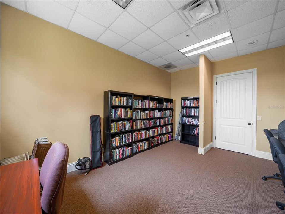 Clubhouse - library and Internet room