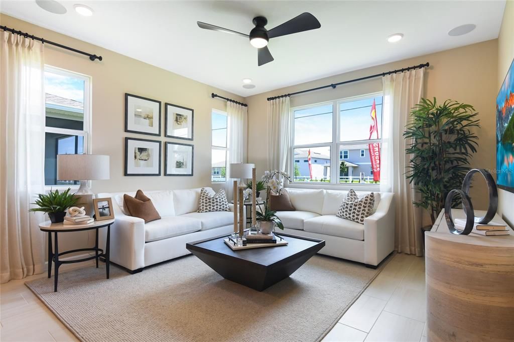Active With Contract: $456,099 (3 beds, 2 baths, 1960 Square Feet)