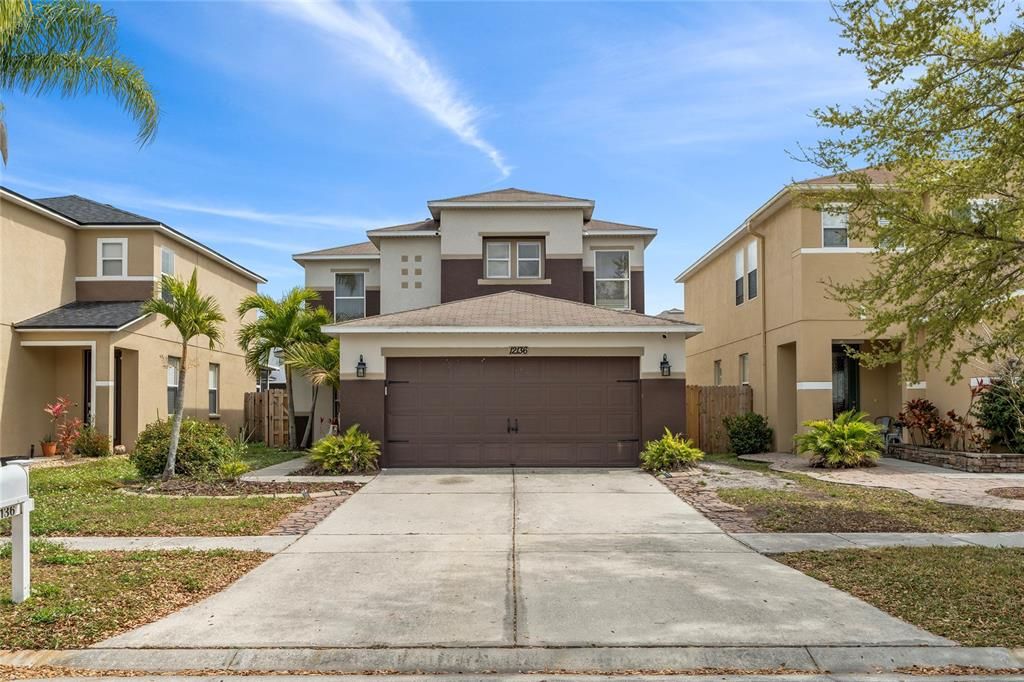 For Sale: $409,000 (4 beds, 2 baths, 2328 Square Feet)