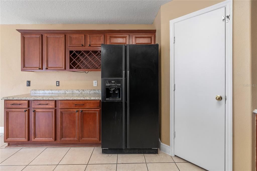 For Sale: $409,000 (4 beds, 2 baths, 2328 Square Feet)