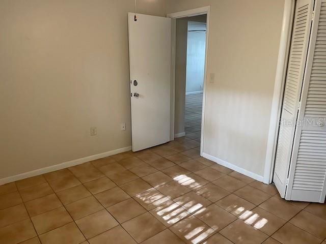 Recently Rented: $1,600 (2 beds, 1 baths, 811 Square Feet)
