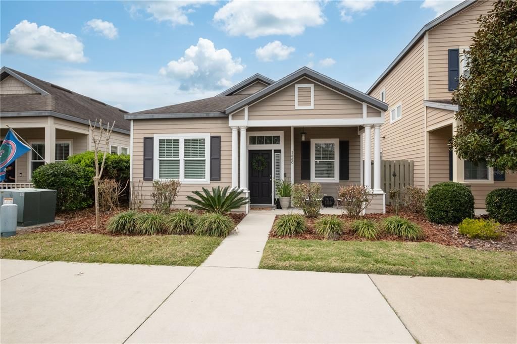 Active With Contract: $379,900 (3 beds, 2 baths, 1522 Square Feet)