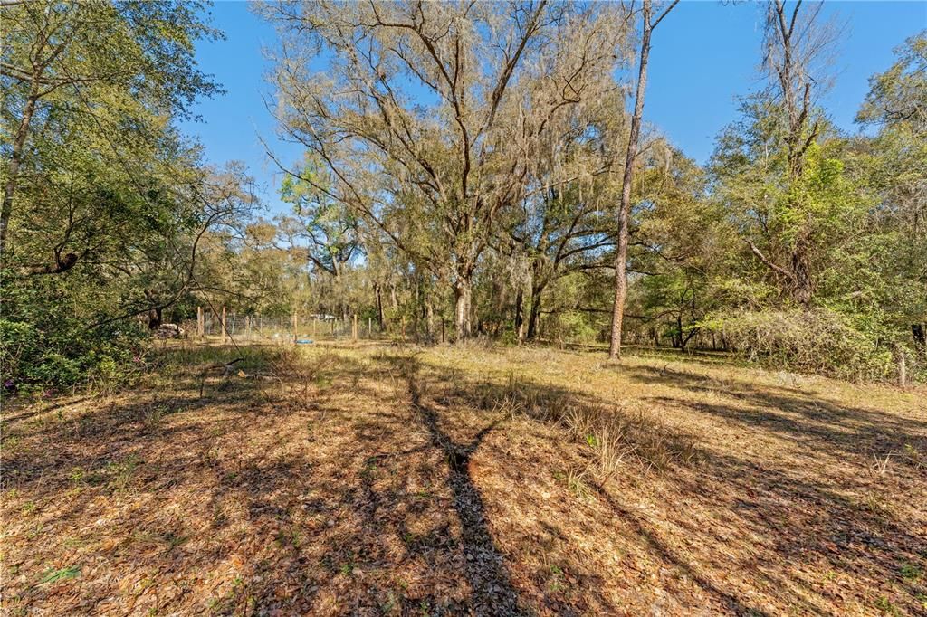 Vendido Recientemente: $85,000 (4.45 acres)