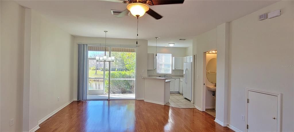 Living/dining room