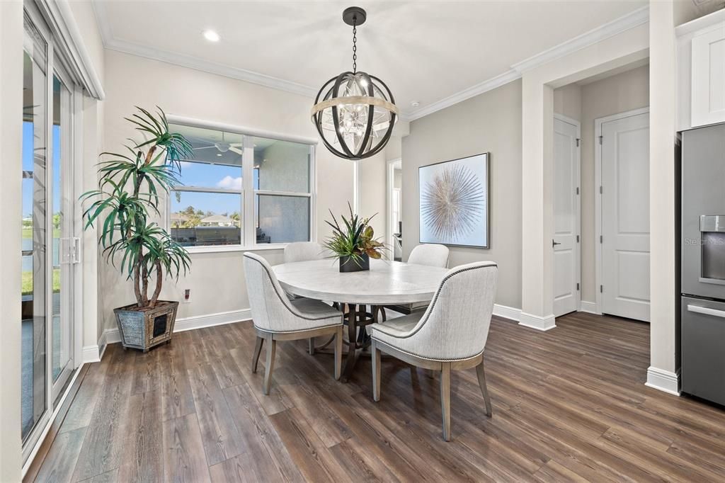 Active With Contract: $850,000 (4 beds, 3 baths, 2914 Square Feet)