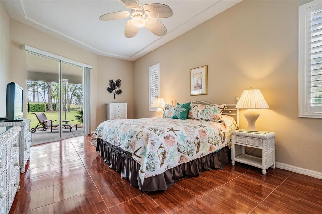 Master bedroom provides direct access to lanai