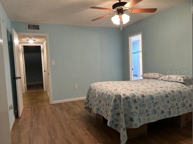 For Rent: $1,850 (2 beds, 2 baths, 1060 Square Feet)