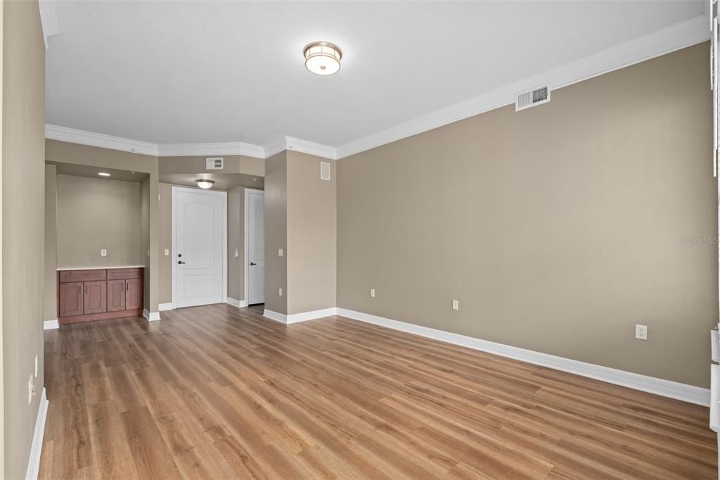 For Sale: $559,000 (2 beds, 2 baths, 1465 Square Feet)