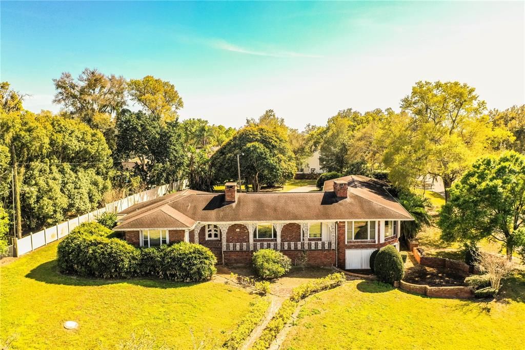 Recently Sold: $1,650,000 (4 beds, 4 baths, 5546 Square Feet)