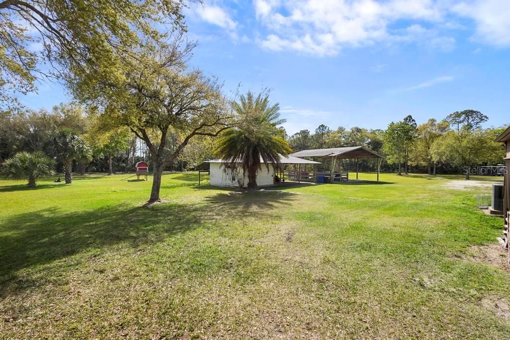 Recently Sold: $549,000 (3 beds, 2 baths, 1456 Square Feet)