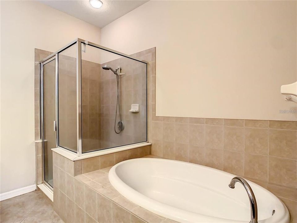 最近租的: $2,045 (3 贝兹, 2 浴室, 1578 平方英尺)