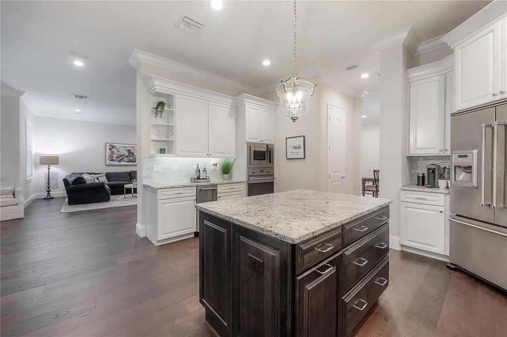 Recently Sold: $1,750,000 (5 beds, 3 baths, 3907 Square Feet)