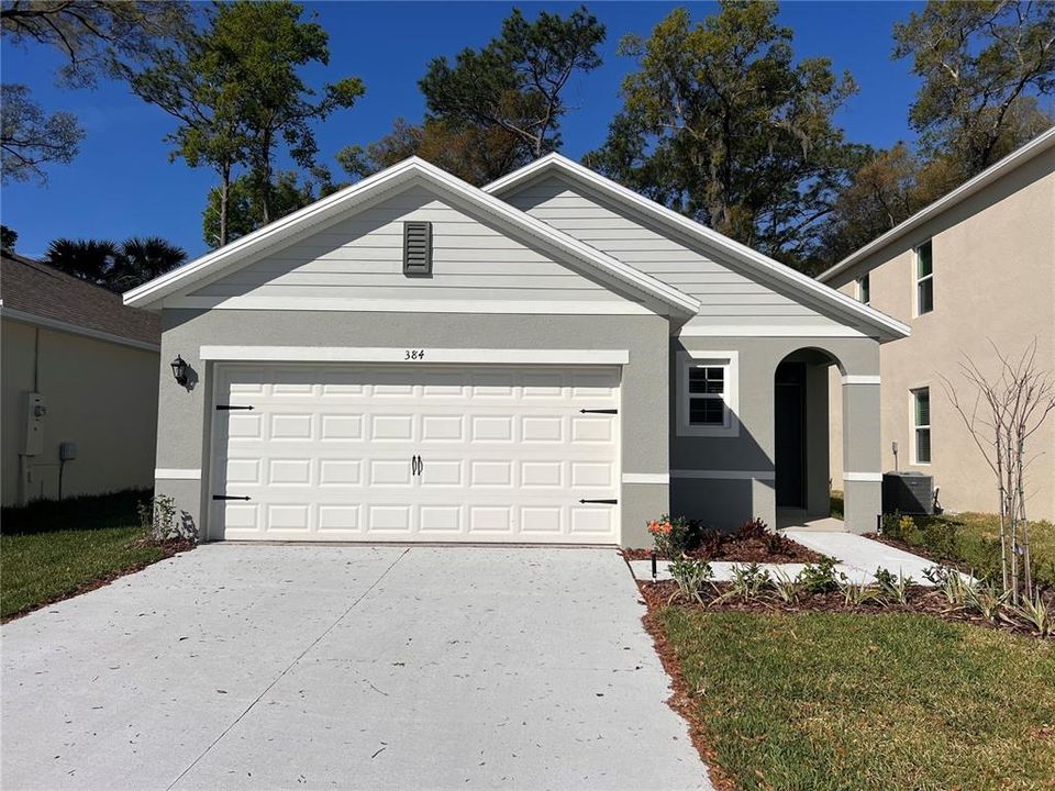 Recently Rented: $2,200 (3 beds, 2 baths, 1504 Square Feet)