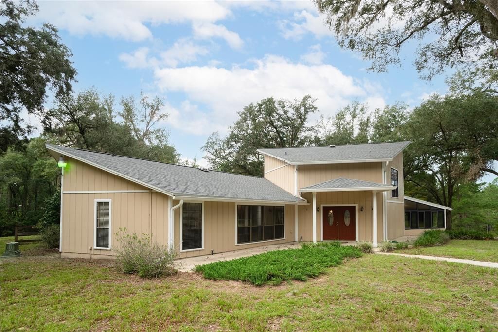 For Sale: $769,000 (3 beds, 2 baths, 3023 Square Feet)