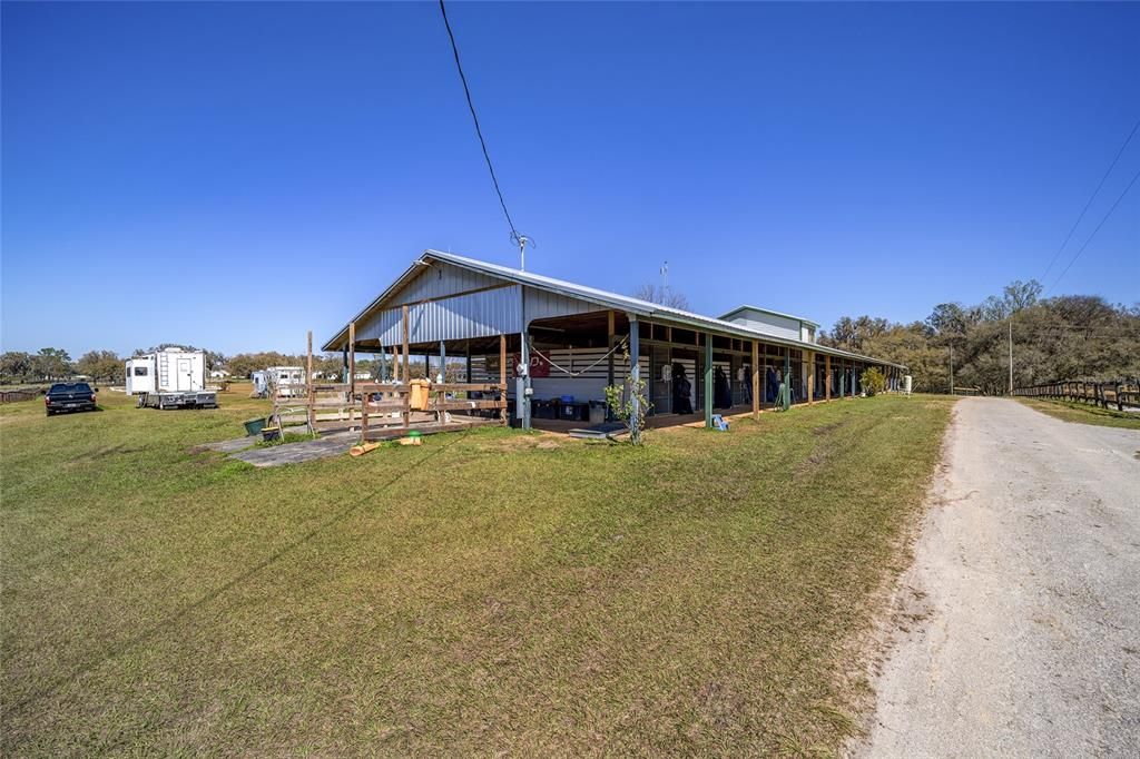 For Sale: $1,925,000 (2 beds, 2 baths, 2005 Square Feet)