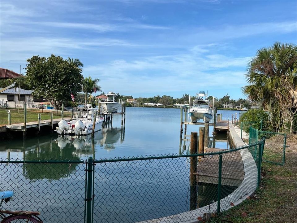 Active With Contract: $1,095,000 (3 beds, 2 baths, 1918 Square Feet)