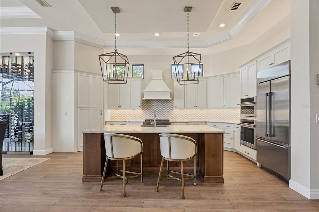 Active With Contract: $1,950,000 (3 beds, 3 baths, 2960 Square Feet)