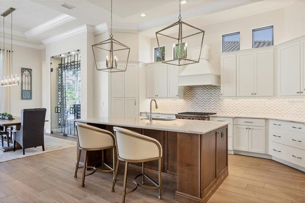 Active With Contract: $1,950,000 (3 beds, 3 baths, 2960 Square Feet)
